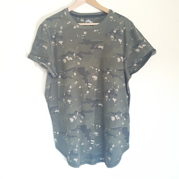 Hollister Other - Hollister T-Shirt